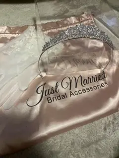 Just Married ティアラ 手袋付き