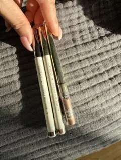 ロムアンドTWINKLE PEN LINER エチュード　フィックスグリッター