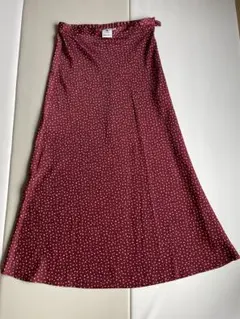 niko and... バーガンディ ドット柄 フレアスカート