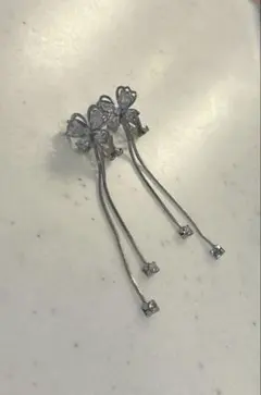 蝶々モチーフ ロングチェーン イヤリング