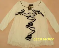 CECILMcBee　新品未使用 フリル付きホワイト七分袖シャツ