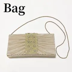 パールビジュークラッチバッグベージュカバンチェーンバッグパーティーバッグ