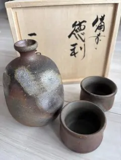 人間国宝 藤原雄 作 備前 火襷 ぐい呑＆小西陶古 作 備前 徳利 2点セット 人間国宝 藤原雄 作 備前 火襷 ぐい呑＆小西陶古 作 備前 徳利 2点