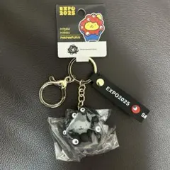 サンリオ　万博　黒　ミャクミャク　ポムポムプリン　キーホルダー