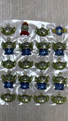 トイ・ストーリー リトルグリーメンボンボンドロップシール 20個入り