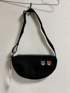 メゾンキツネ　ボディバッグ　ショルダーバッグ　正規品　ブラック