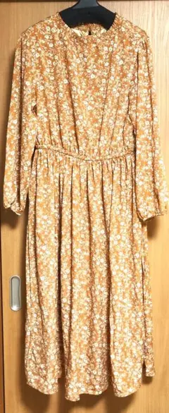 花柄くすみオレンジロングワンピース
