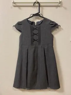 anyFAM フリル袖 グレー ワンピース 新品未使用　サイズ120 発表会