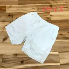 ホワイトリブ編みショートパンツ