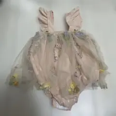 花柄刺繍付きベージュ　ロンパース　6-9m 女の子　ベビー　半袖　長袖