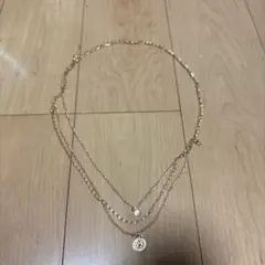 ゴールド 3連ネックレス コイン型チャーム