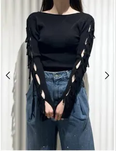 新品タグ付き　SNIDEL ホールデザインニットプルオーバー