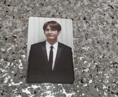 公式　BTS テテ　2018 メモリーズ　トレカ