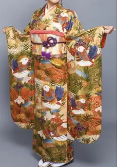 【正絹】★振袖セット★ 色鮮やかなムクドリ柄　成人式