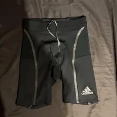 adidasランニングハーフタイツM