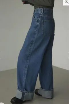 BLACK Roll-up Denim(ロールアップデニム)