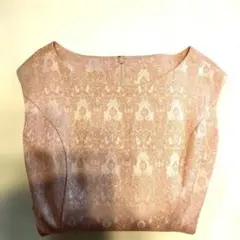 エレガントなピンクのAラインドレス