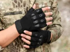 タクティカル 黒　M　グローブ 半指　指ぬき サバゲ スポーツ アウトドアのサムネイル