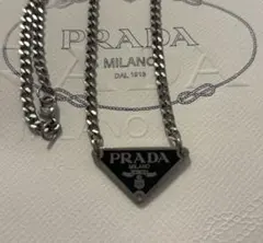PRADA プレート ネックレス ブラック プラダ y2k 86 PRADA プレート ネックレス ブラック プラダ y2k 86 - メルカリ