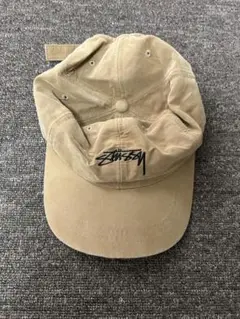 Stussy ベージュ キャップ