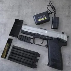 【値下げ交渉可】東京マルイ H&K USP シルバースライド 電動ガン サバゲーのサムネイル