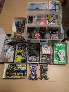 当時物 ミニ四駆 まとめセット アバンテ2001Jr. 3台 ピットボックス 当時物 ミニ四駆 まとめセット アバンテ2001Jr. 3台 ピットボックス