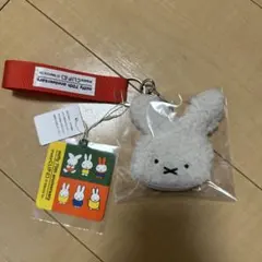 Item thumbnail for item 2c541c6e-6ea3-468a-99fc-41f6a2eda266