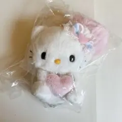 チャーミーキティぬいぐるみ　マスコットホルダー　平成生まれ　ふわふわハート