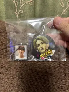なにわ男子　高橋恭平　キーホルダー　缶バッチセット