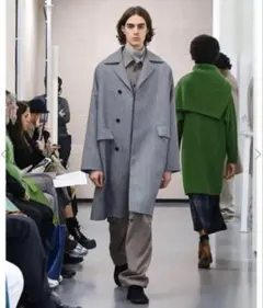 新品未使用 AURALEE オーラリー 19AW ステンカラーコートのサムネイル