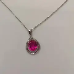 ピンクの合成石 シルバーネックレス
