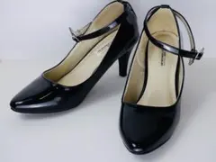 【HK WORKS LONDON】 ブラックエナメルアンクルストラップパンプス