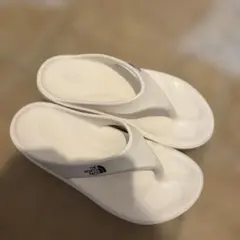 ノースフェイスサンダルのサムネイル