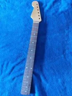 Fender JAPAN ストラト用ネック ラージヘッド リバースヘッド - メルカリ