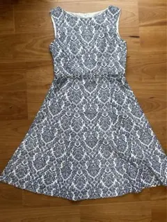 ナチュラルビューティーベーシック　NBB ノースリーブワンピース