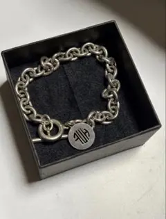 h'eres F brooch ヒアーズ ブローチ - メルカリ