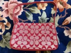 【極希少／新品同様】COACH シグネチャー ミニバッグ アクセサリーポーチ 赤