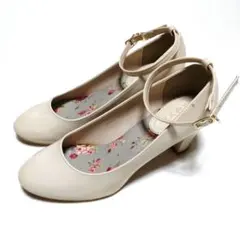 アクシーズファム エナメル パンプス 上品 可愛い ベージュ アイボリー Ｌ