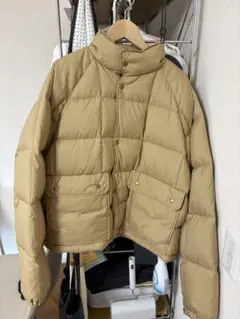 BEAMS BOY ベージュ ダウンジャケットのサムネイル