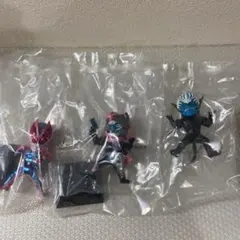 仮面ライダー　一番くじ　e賞　フィギュア　リバイ　バイス