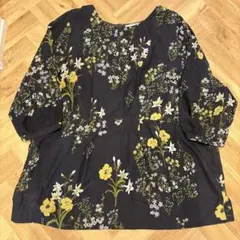 スーパーハッカフィーユ　花柄　ブラウス　大きいサイズ
