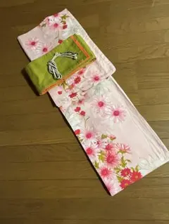 週末値下げ☆ レディース浴衣　M〜L 薄ピンク地　花柄　綿100%