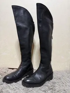 Item thumbnail for item 9fe18323-d87e-4517-96cf-f27d34b9c09d