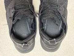 リーボックブラック スニーカー