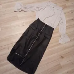 オフショルダー ベージュ シフォンブラウスのサムネイル