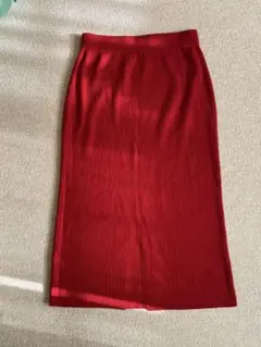 GU リブニットスカート　赤　新品タグ付き　ジーユー　ウエストゴム