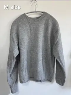 UNIQLO グレー クルーネックセーター M
