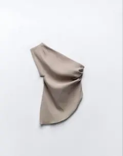 ZARA / アシンメトリートップス