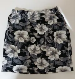 タイトスカート グレー花柄 Mサイズ
