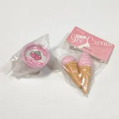 ■ 昭和レトロ ファンシー アイスクリーム型消しゴム 2個セット ■ □ 昭和レトロ アイスの消しゴム 2色セットで ファンシー □ - メルカリ